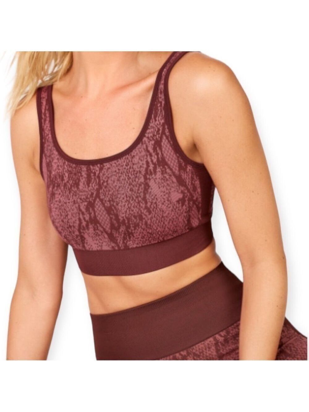 Fabletics Kamila Seamless Snake Print‎ Sports Bra Women’s Size L